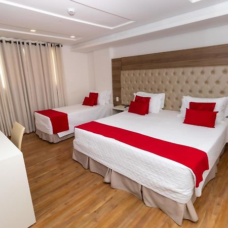 Granlago Hotel Pouso Alegre Zewnętrze zdjęcie