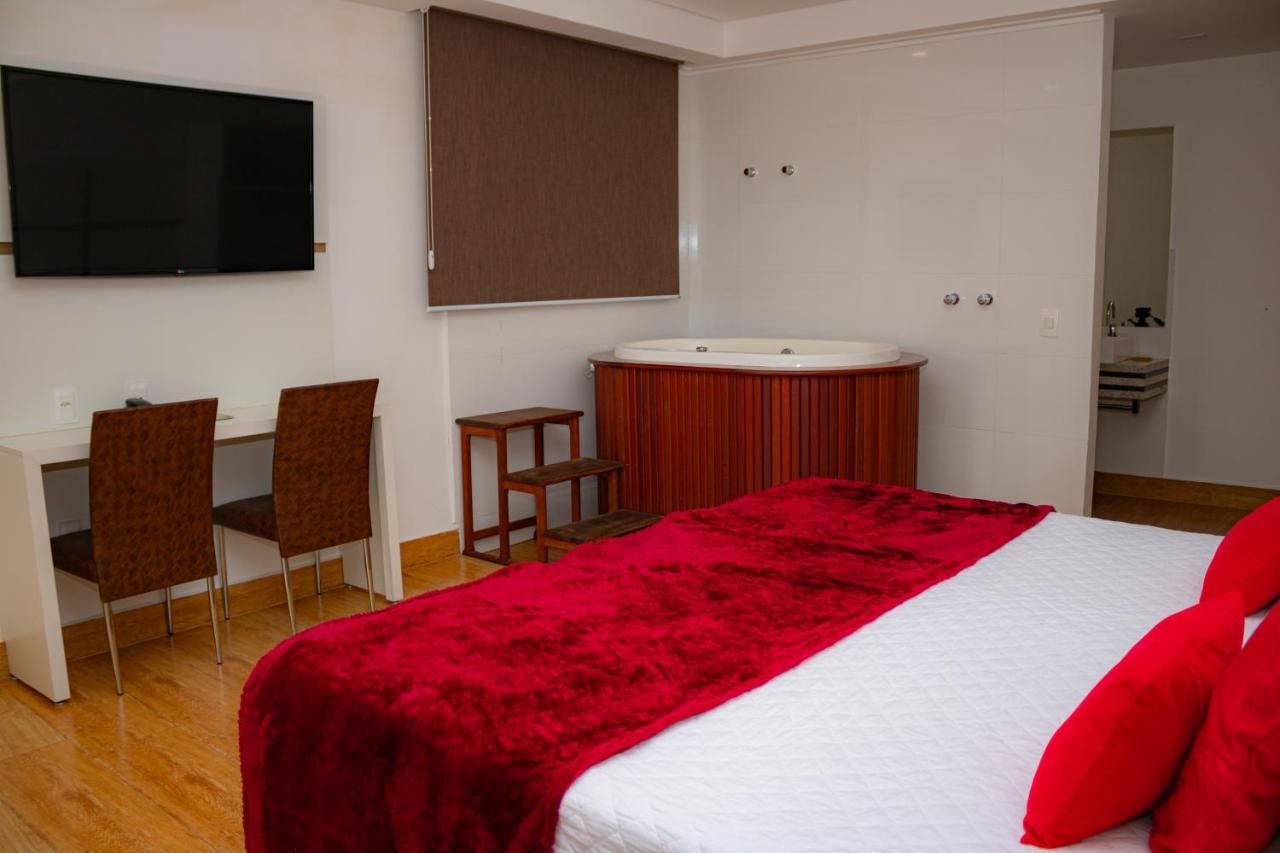 Granlago Hotel Pouso Alegre Zewnętrze zdjęcie