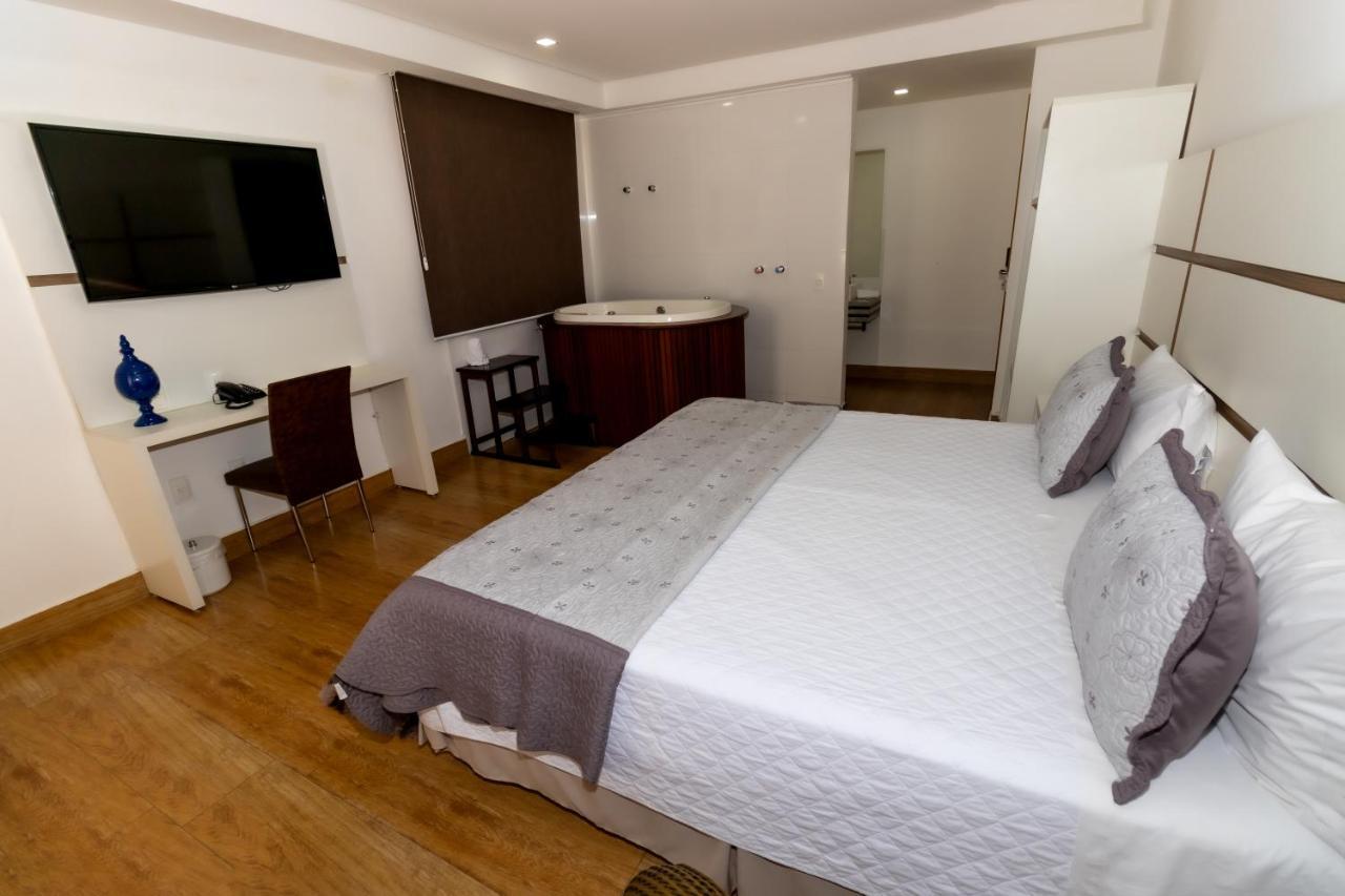 Granlago Hotel Pouso Alegre Zewnętrze zdjęcie