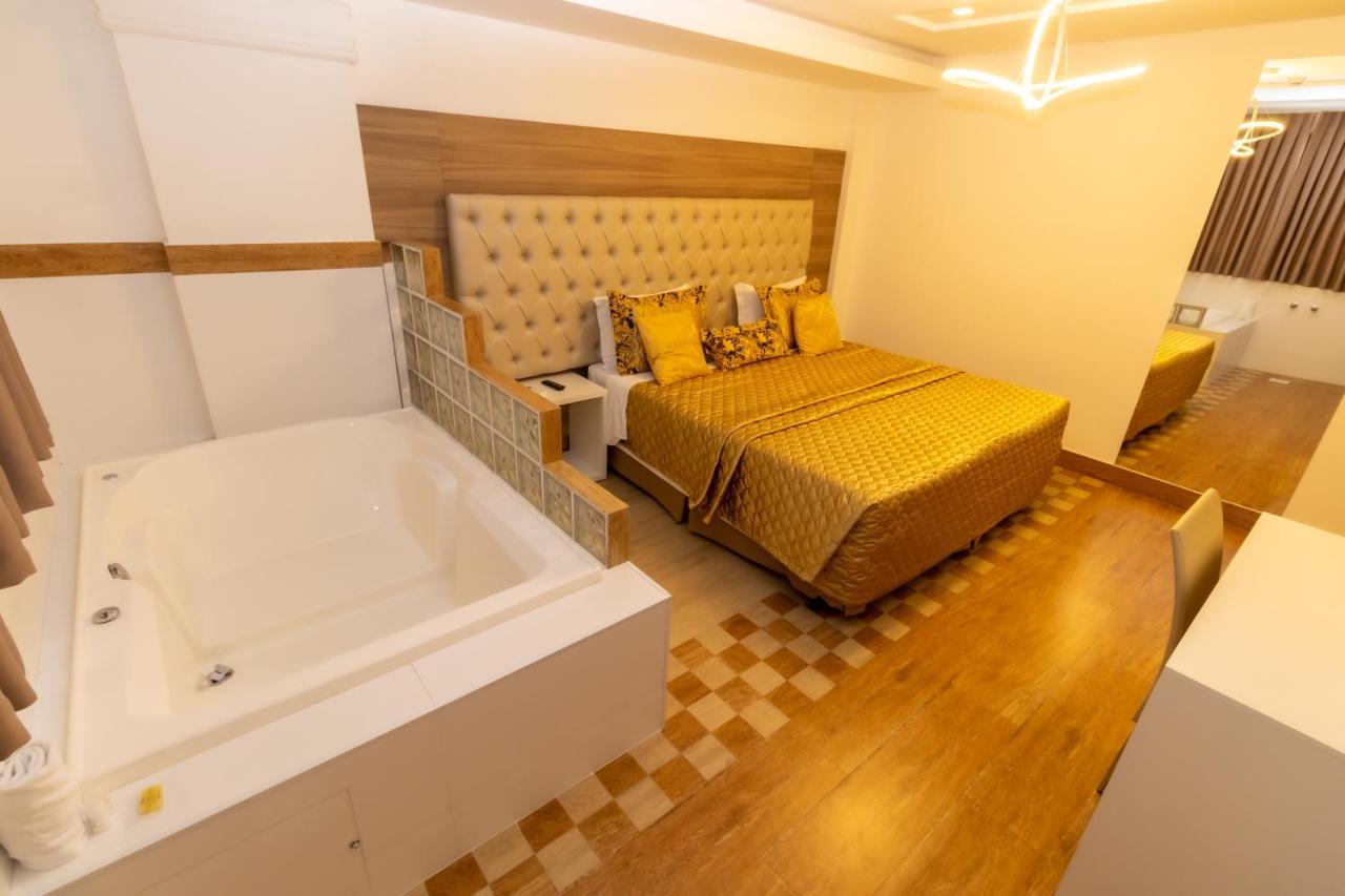 Granlago Hotel Pouso Alegre Zewnętrze zdjęcie