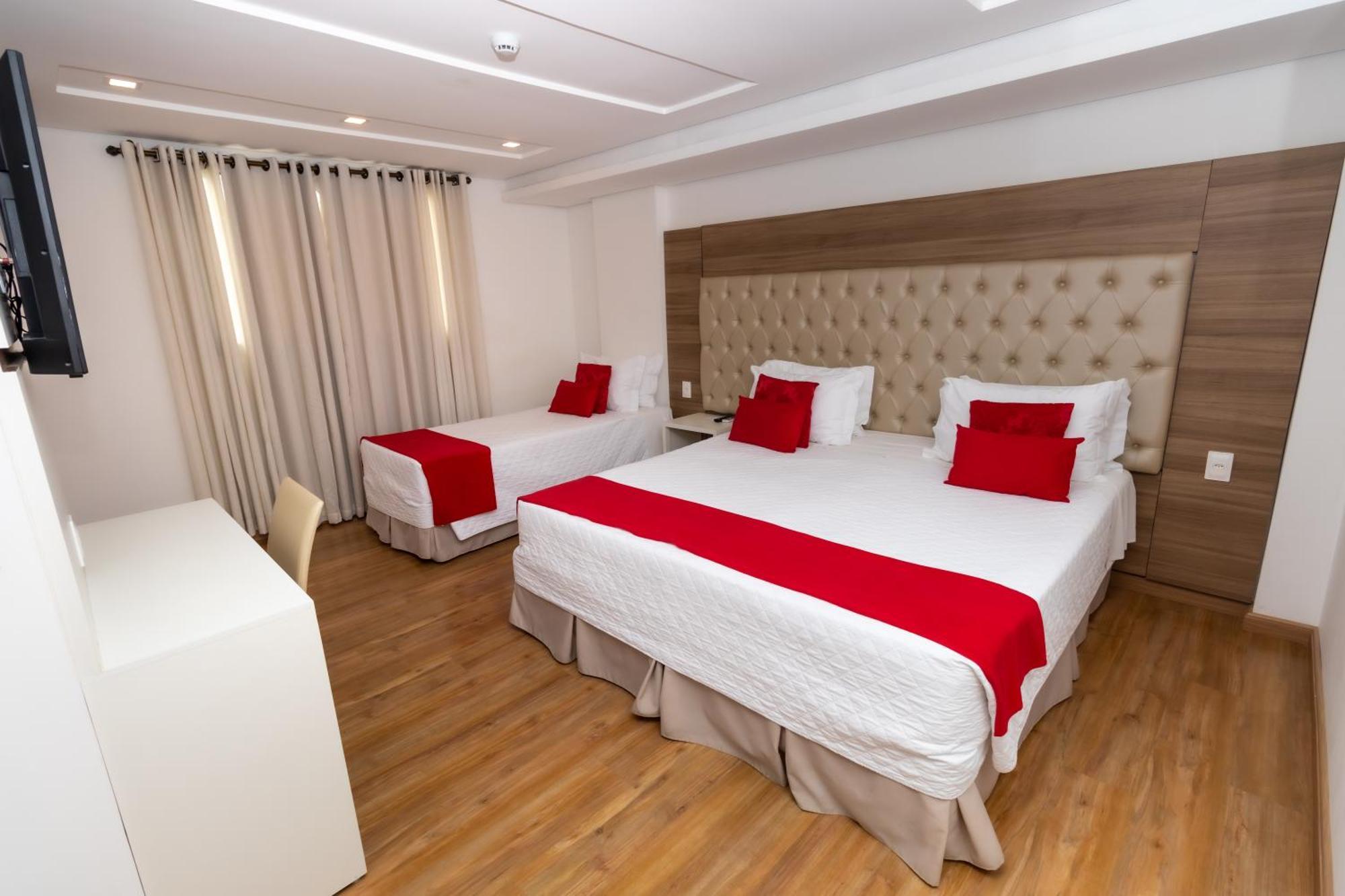 Granlago Hotel Pouso Alegre Zewnętrze zdjęcie