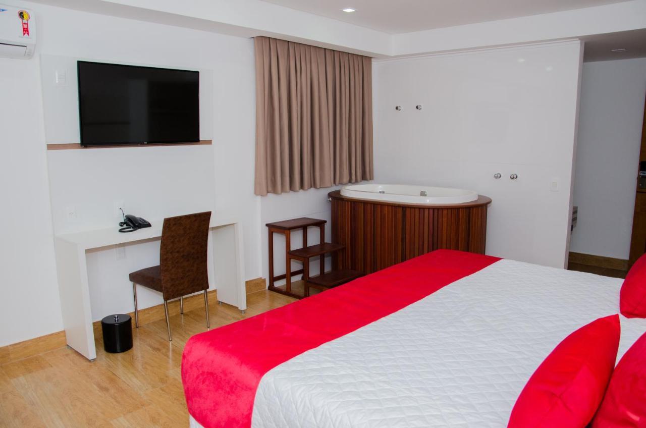 Granlago Hotel Pouso Alegre Zewnętrze zdjęcie